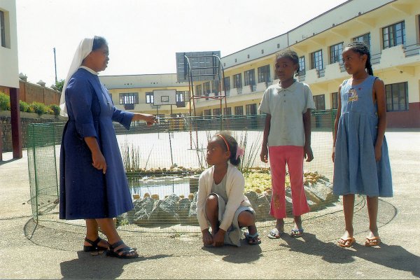 genese-cour_du_college_2006 genese-cour_du_college_2006